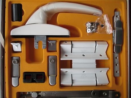 一套窗配件 門窗配件