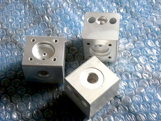 鋁合金硬質(zhì)氧化30 