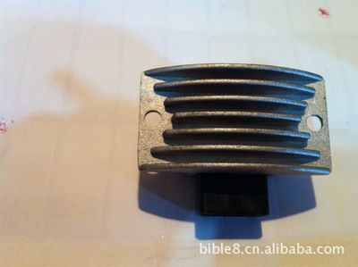 起亞電子調(diào)節(jié)器 24V&12V 兩插 出口