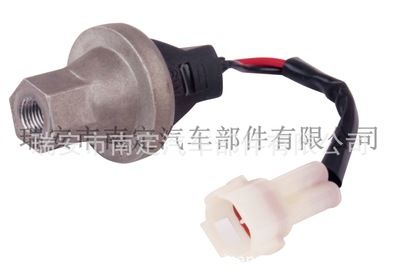 11049福田空濾報警開關空濾堵塞報警器