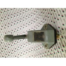 汽車電源總開關(guān)，電瓶開關(guān)，改裝車開關(guān)，工程機(jī)械開關(guān)，船用開關(guān)