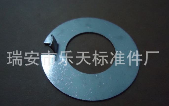外舌止動墊圈應用于機械工業的緊固件