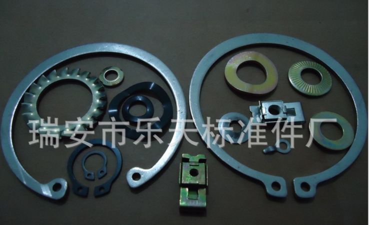 不銹鋼軸用彈性擋圈-A型應(yīng)用于機(jī)械工業(yè)的緊固件