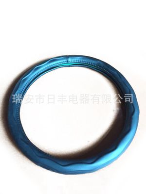 100%純硅膠內(nèi)圈，真皮汽車方向盤套