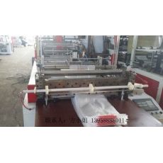 嬰兒尿片袋自動制袋機(jī) 紙尿褲貼片袋制袋機(jī)