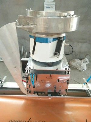 進口技術 可配對安裝拉鏈袋制袋機 自動上拉頭