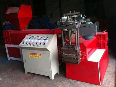 ABS塑料造粒機(jī) 廢舊塑料造粒機(jī)