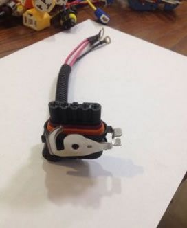 車用保險(xiǎn)絲座