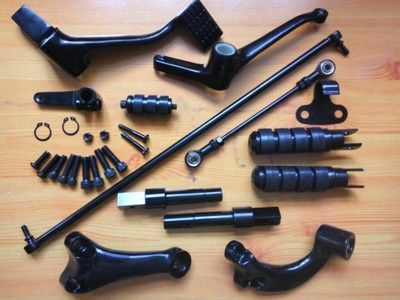 哈雷883變檔腳踏總成亮光黑