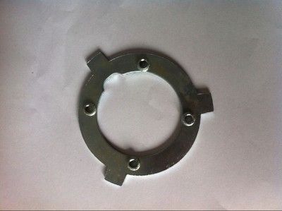 駕駛員經(jīng)常被偷油而油箱蓋：適用車型：奧威:新大威