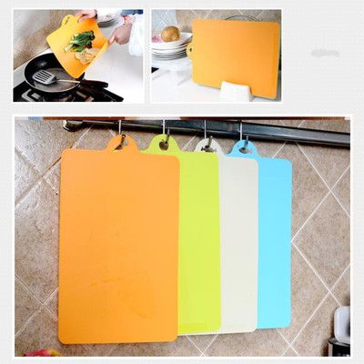 N4-2-1廚房小工具 可彎曲菜板抗菌耐磨軟性分類(lèi)砧板 可懸掛切菜板