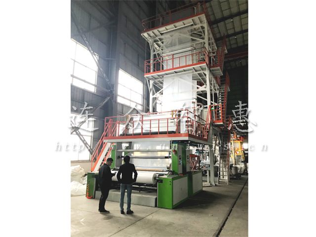 三層共擠復(fù)合膜（衛(wèi)包）生產(chǎn)線