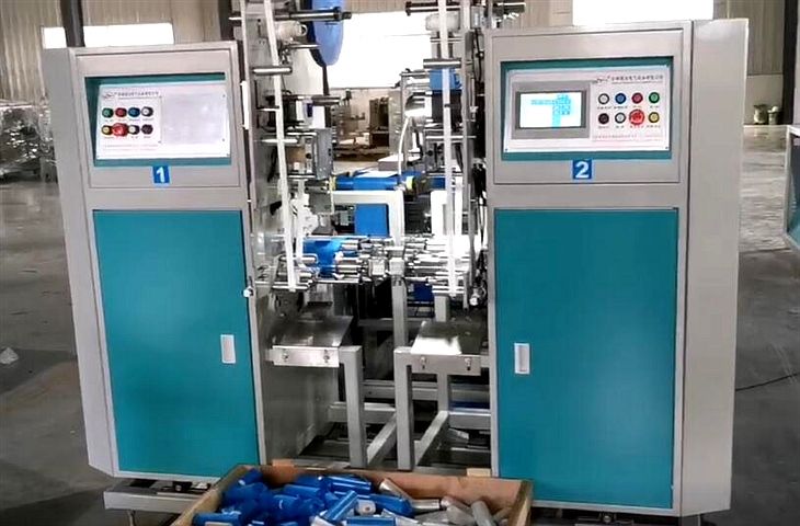 YS300-2型全自動(dòng)無芯連卷袋機(jī)