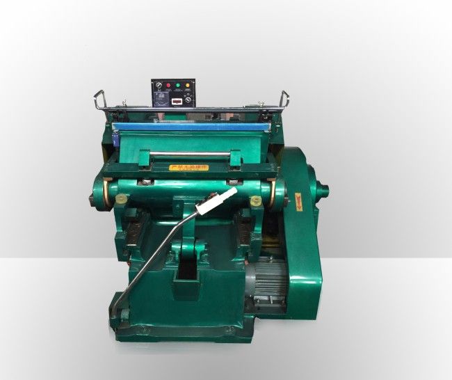 四開壓痕機(jī)