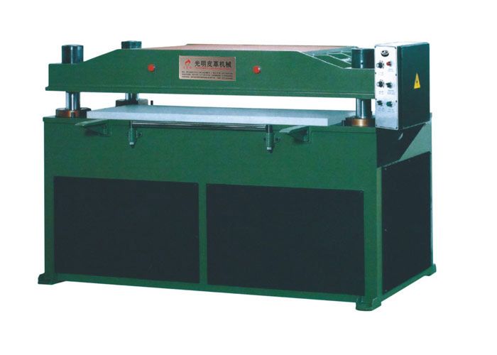 油壓平面四柱式裁斷機(jī)