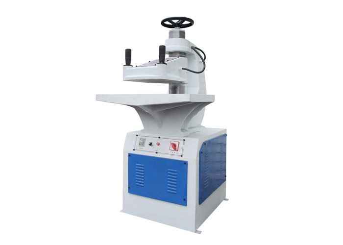 DSA120型液壓式裁斷機(jī)