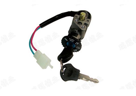 大陸帥哥單鎖 電動車電門鎖