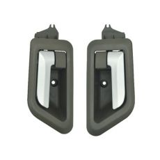 德龍新M3000、豪沃C7H內(nèi)扣