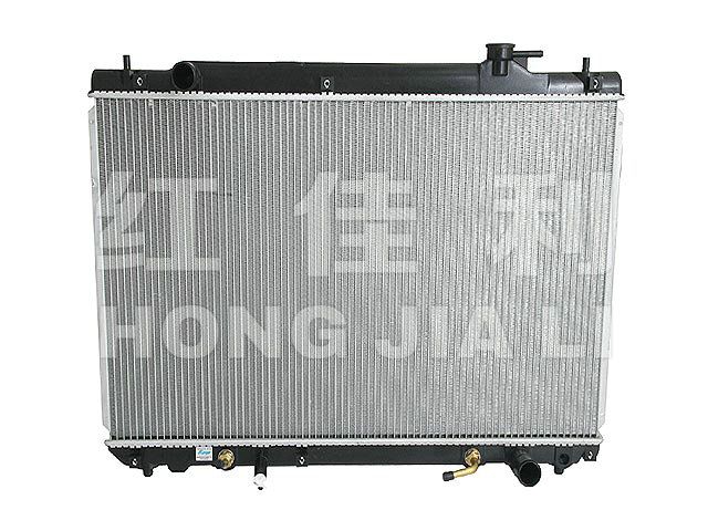 1640028260 汽車散熱器 現代(進口)